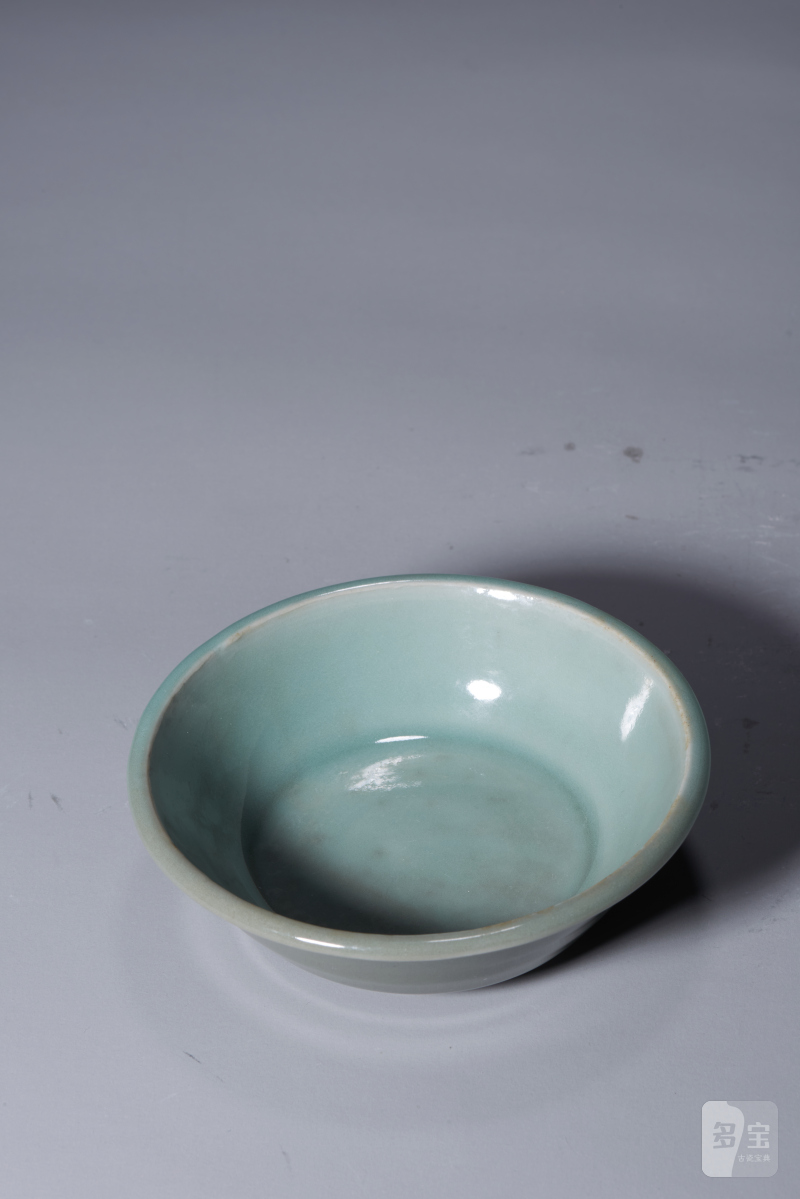 明代 龙泉窑粉青釉直边洗 - 图2